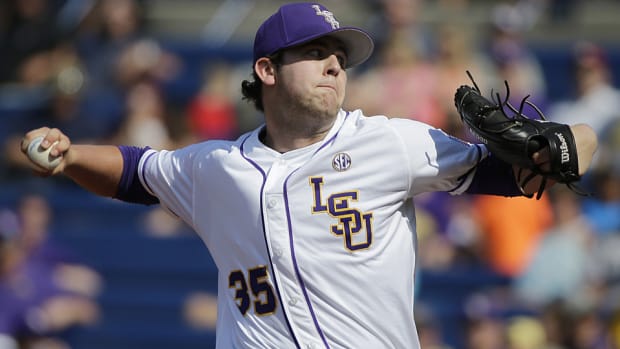 alex-lange-lsu-college-baseball-ncaa-tournament.jpg
